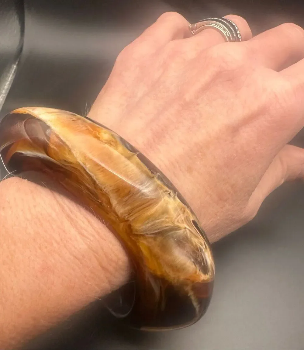 Vintage Marbled Lucite Brown Cream Bangle Bracelet tortoise shell amber